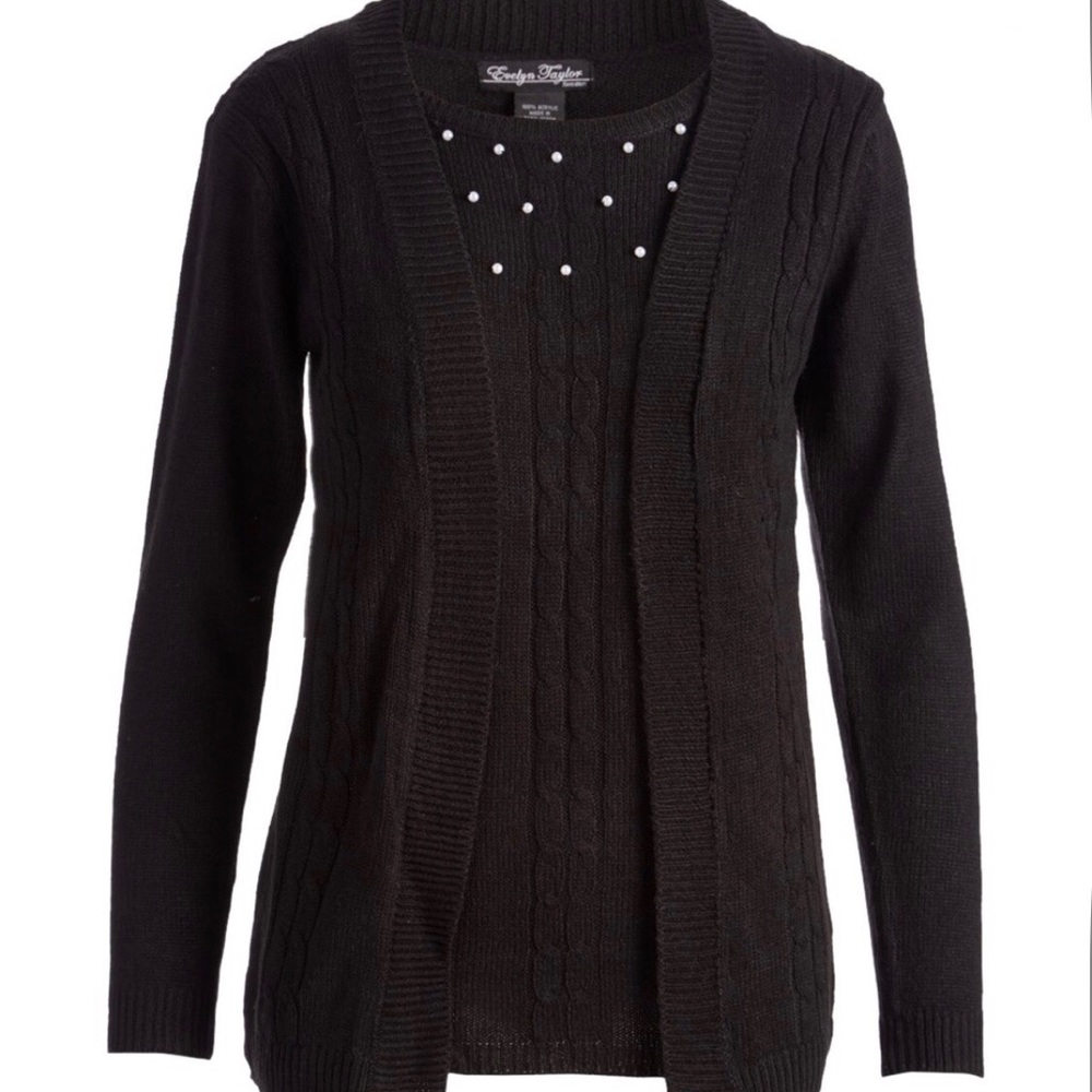 NWT Evelyn Taylor Cardigan